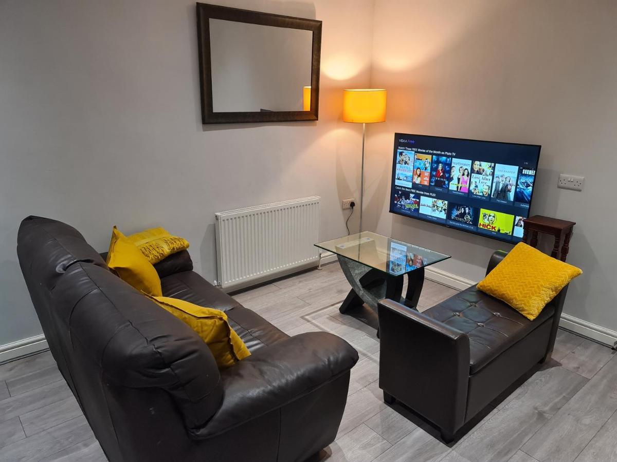 Whole House - 4 Bedrooms - Parking - Sleeps 8 Бирмингем Экстерьер фото