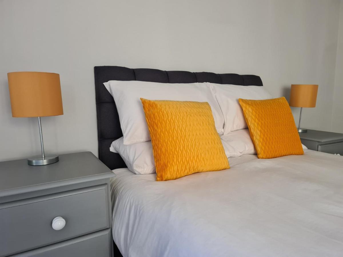 Whole House - 4 Bedrooms - Parking - Sleeps 8 Бирмингем Экстерьер фото