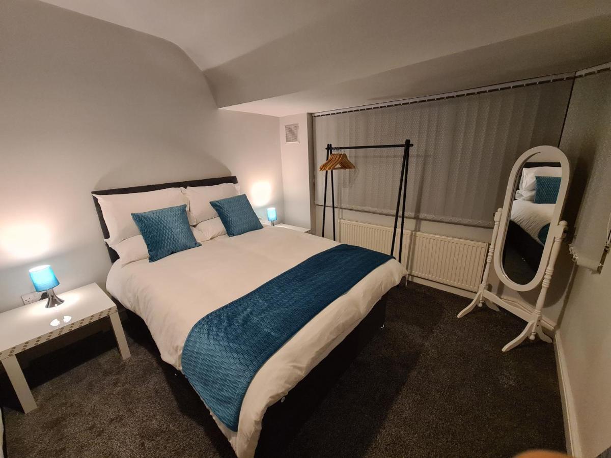 Whole House - 4 Bedrooms - Parking - Sleeps 8 Бирмингем Экстерьер фото